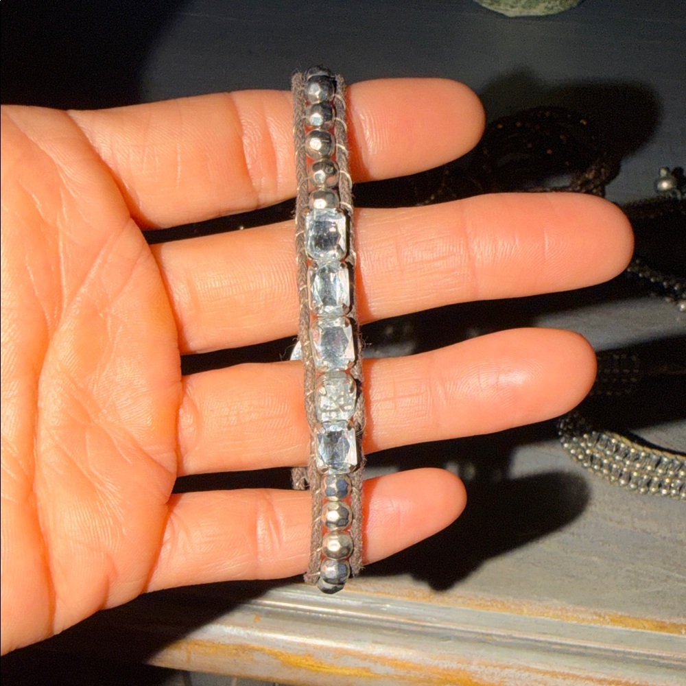 Elegant Beaded Bracelet Set - Picture 2 of 8